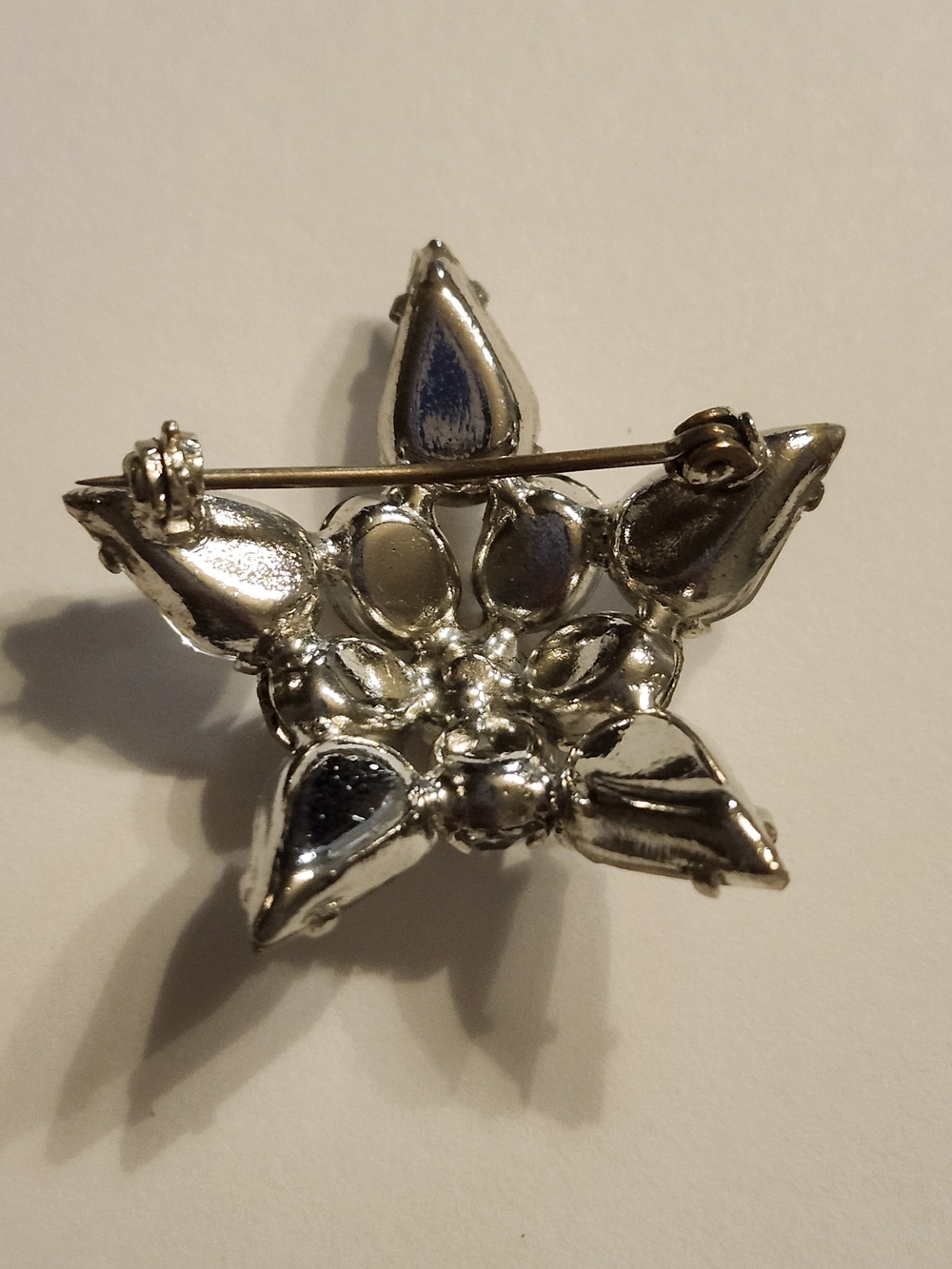 Vintage Rhinestone Star Brooch/Pin - Picture 3 of 3